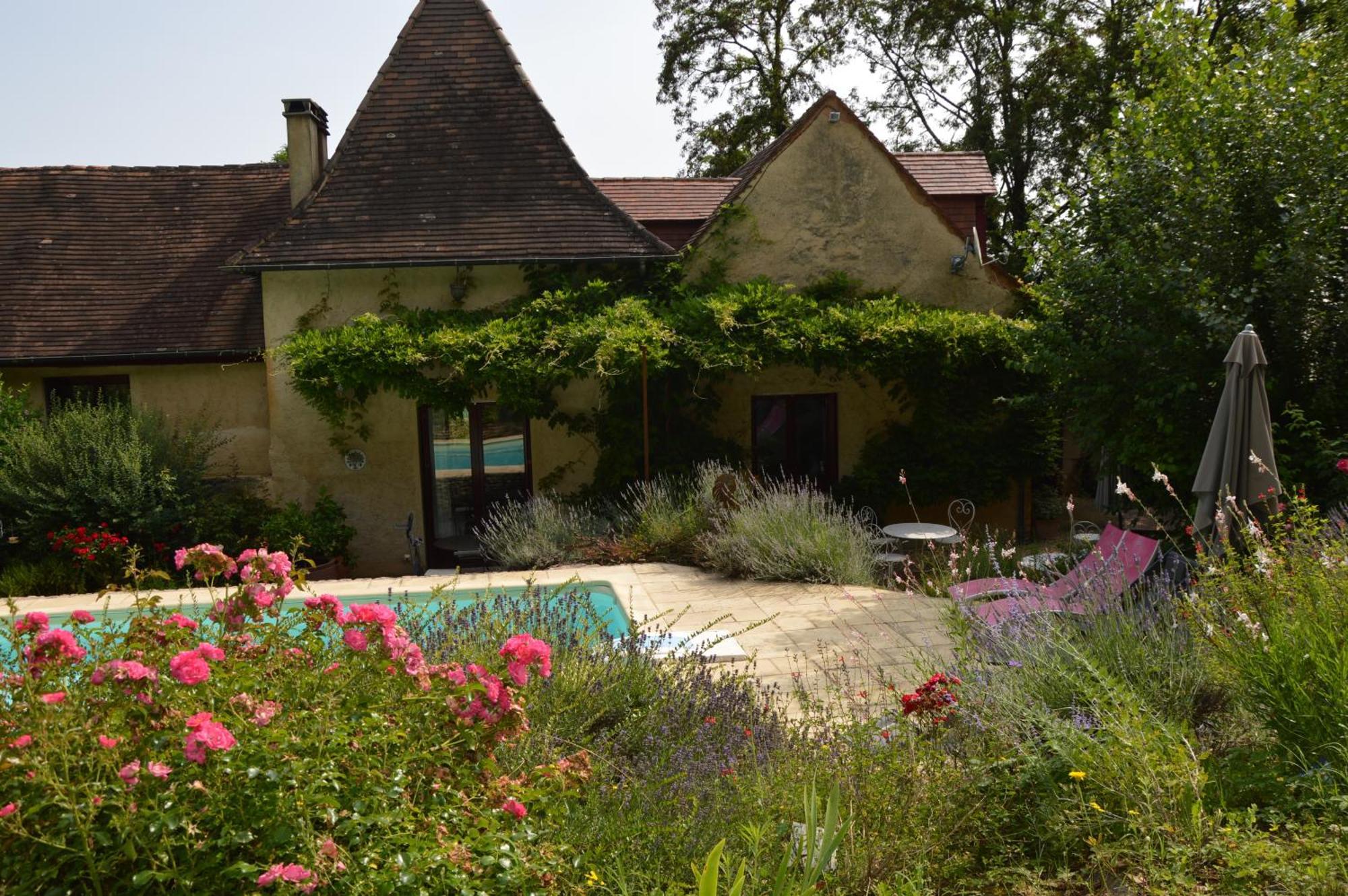 Les Deux Tours Bed & Breakfast Siorac-en-Perigord Exterior photo